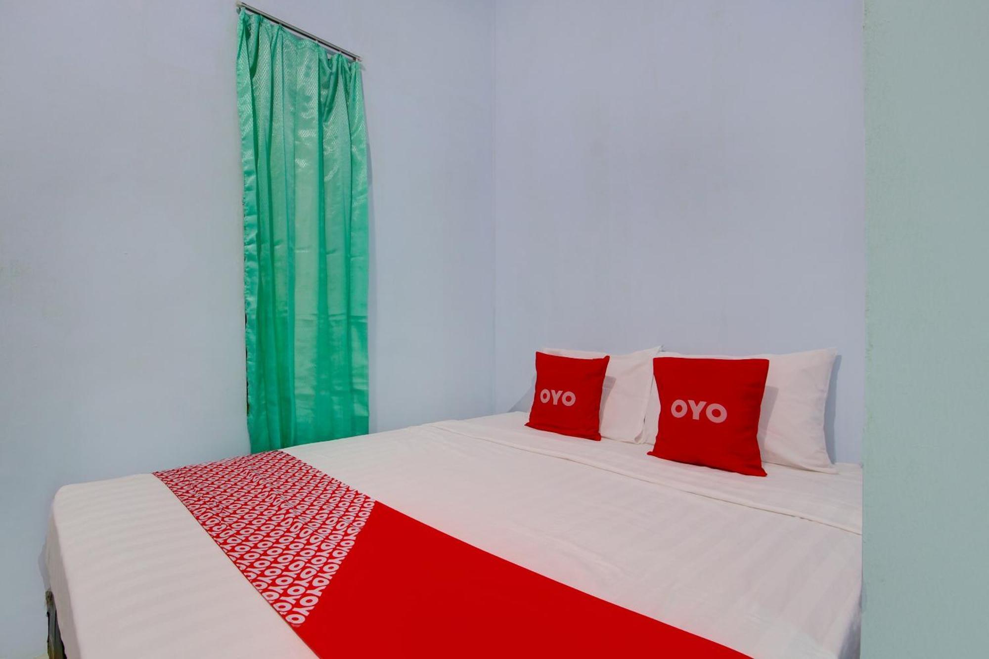 Super Oyo 93012 Griya Kencana Asri Syariah Lawean Екстер'єр фото